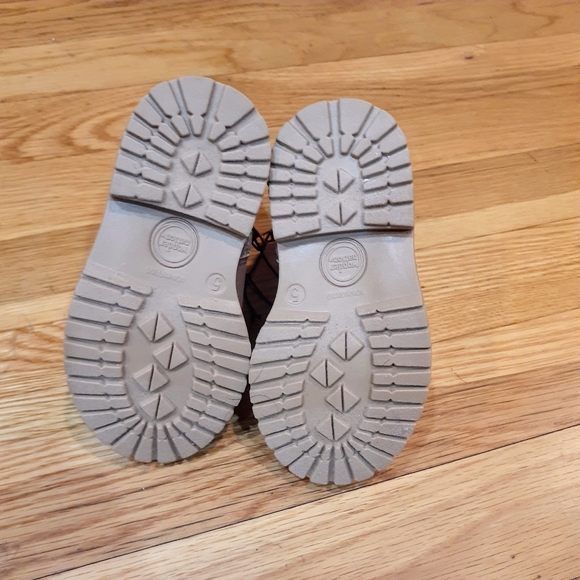 Wonder Nation Flexible Chelsea Critter booties Chestnut  Size  7 - Picture 4 of 4